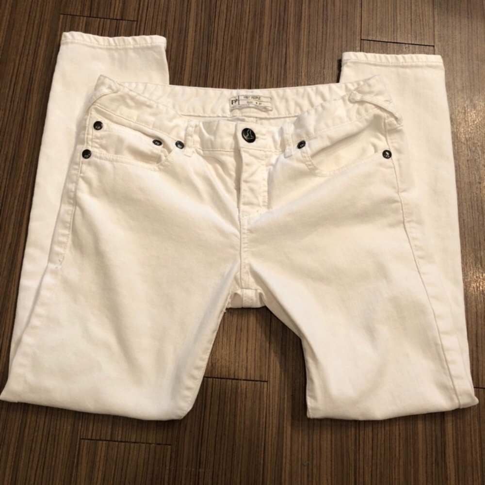 Free People Roller High Rise White Jean Sz. 27
